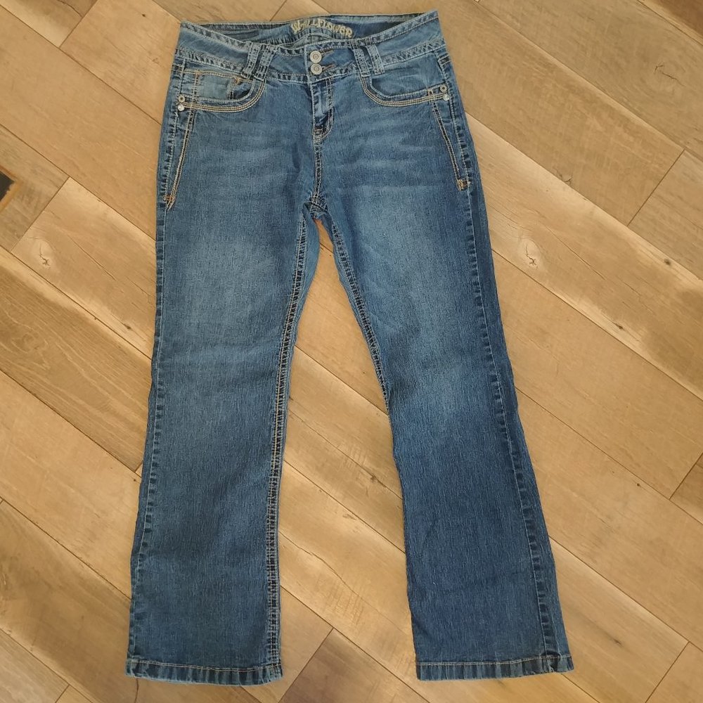 Wallflower Bootcut Jeans Size 17 Mid Rise